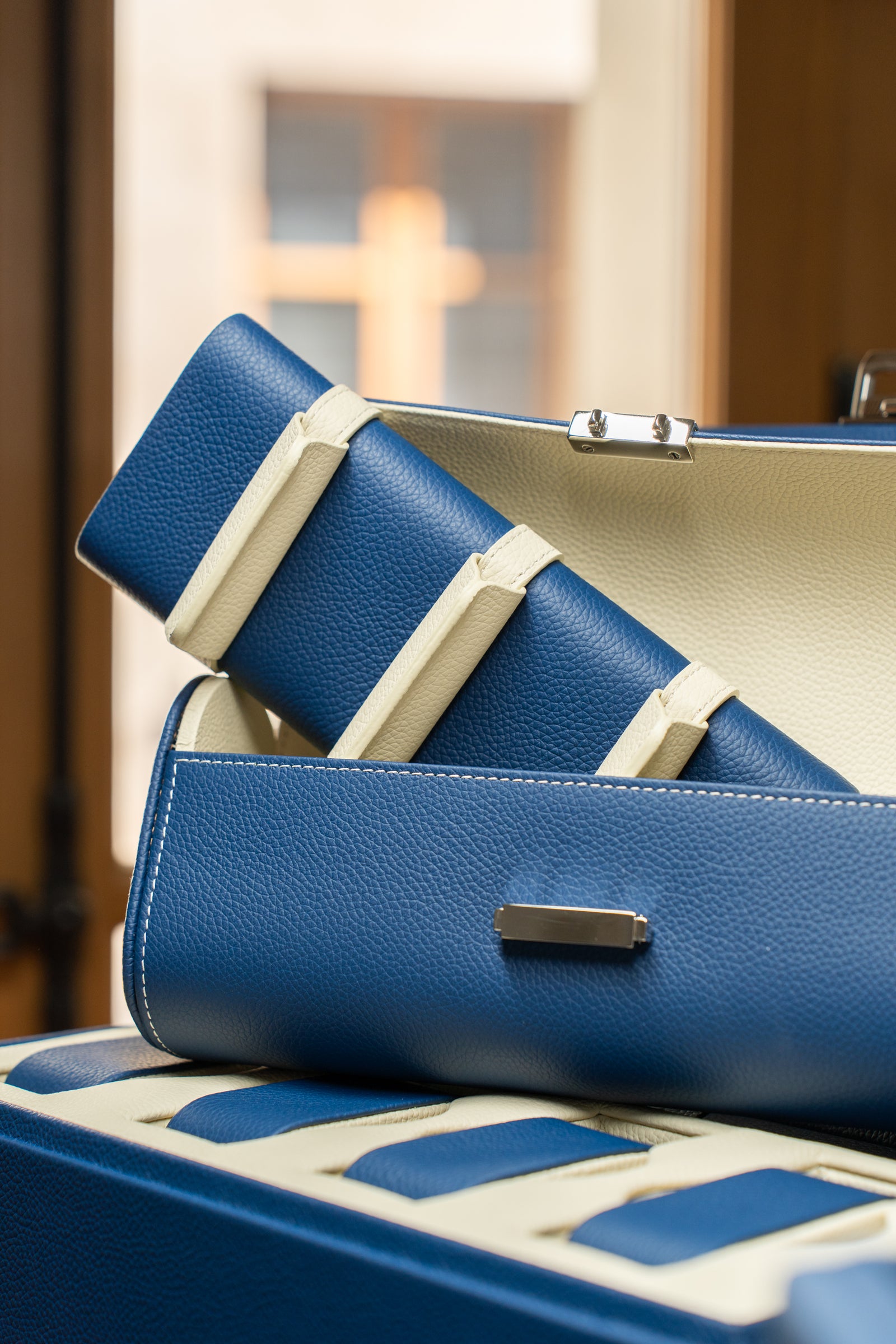 pochette 4 Bleu de Minuit/Crème: étui pour montres en cuir