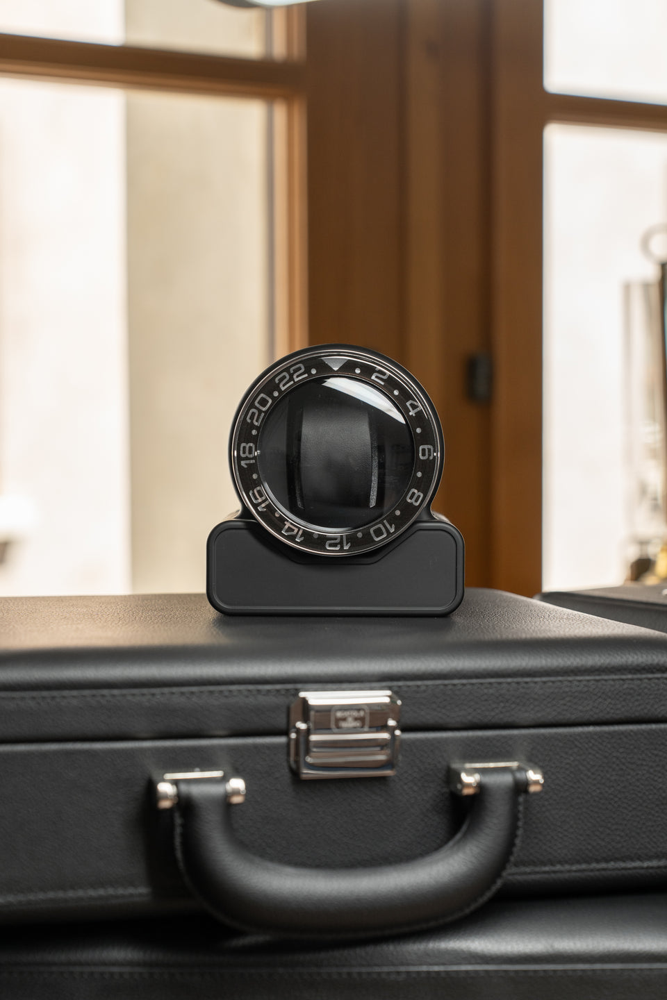 Rotor One: leather watch winder