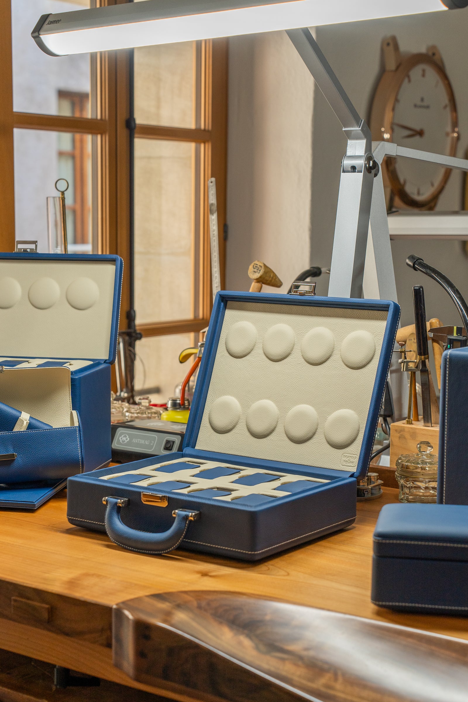valigetta 8 Bleu de Minuit/Crème: valise pour montres en cuir