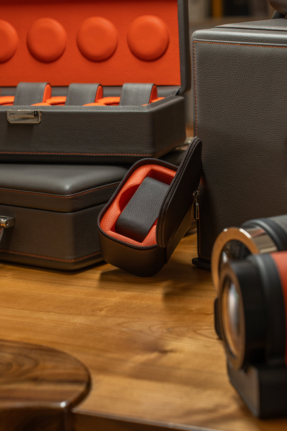 Viaggio 1: leather watch travel case
