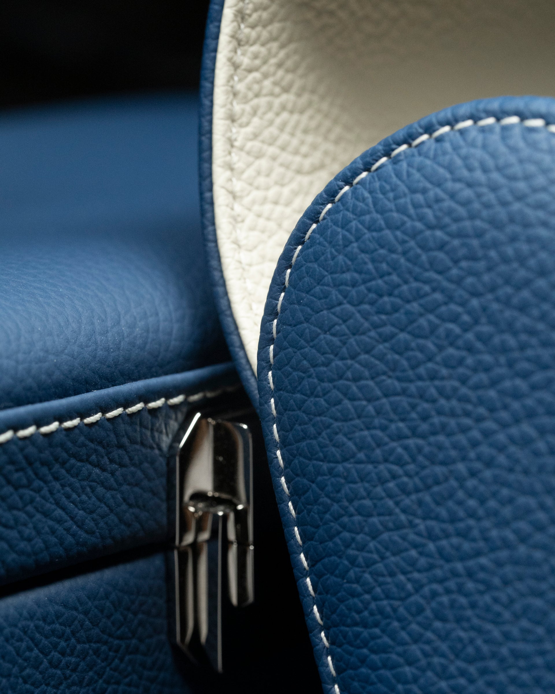 Leather: the heart of Scatola del Tempo’s creations