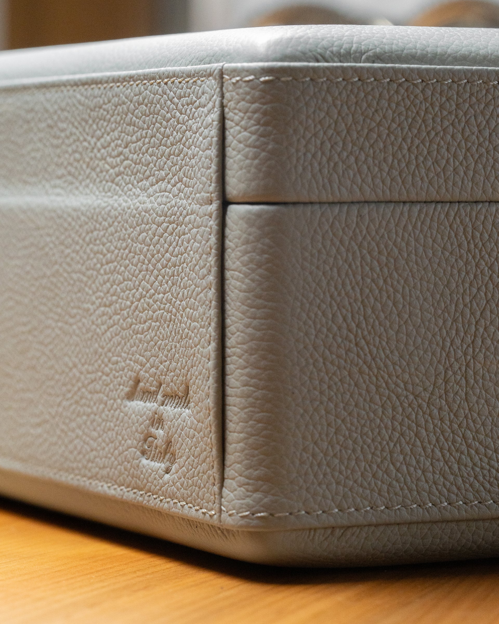 Leather jewellery box : Noble materials for optimal protection