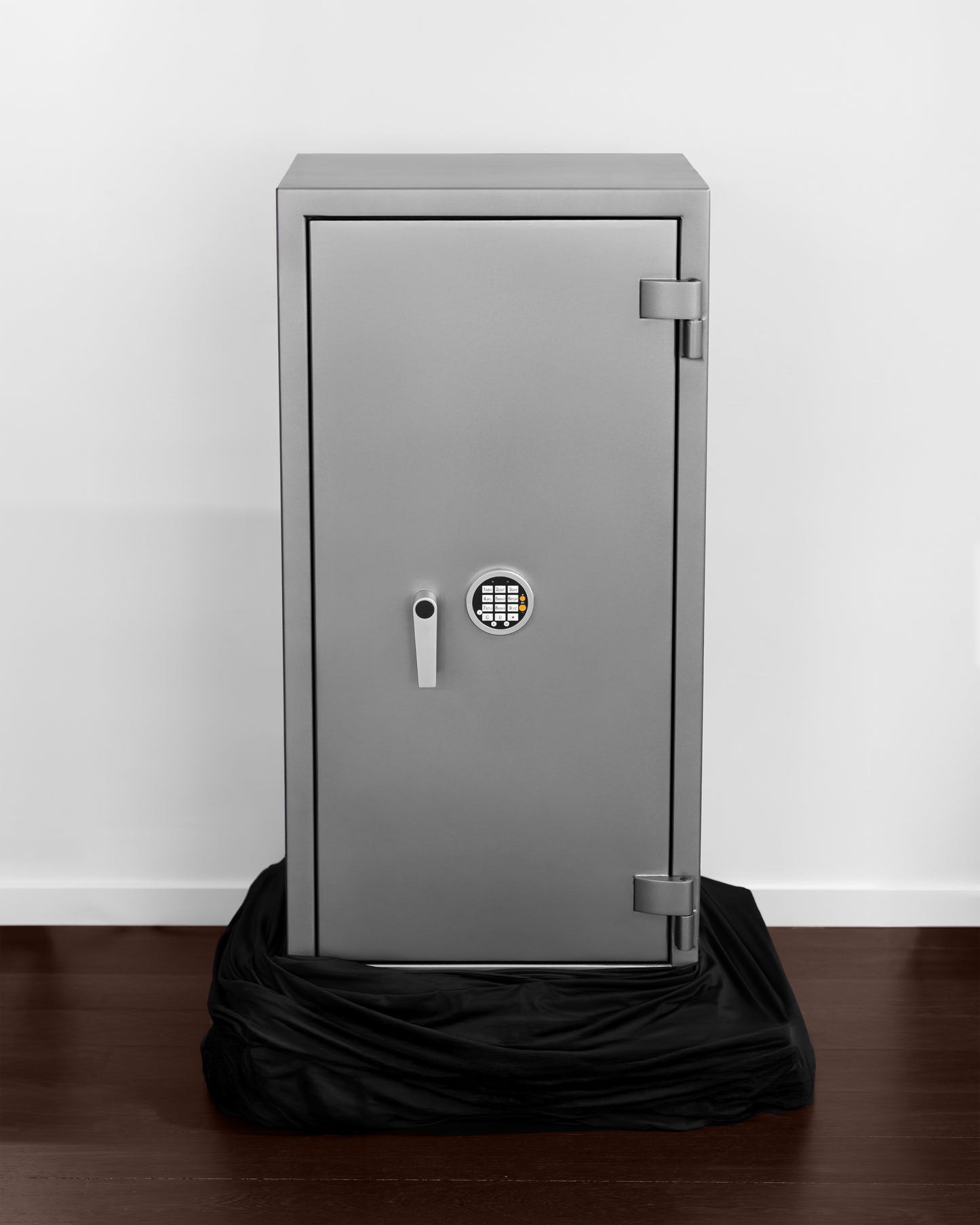 Safe | Matt Gray / Orange